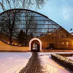 Апартаменты Amira *