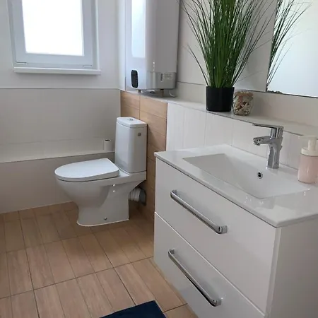Apartamento Amira Komárno