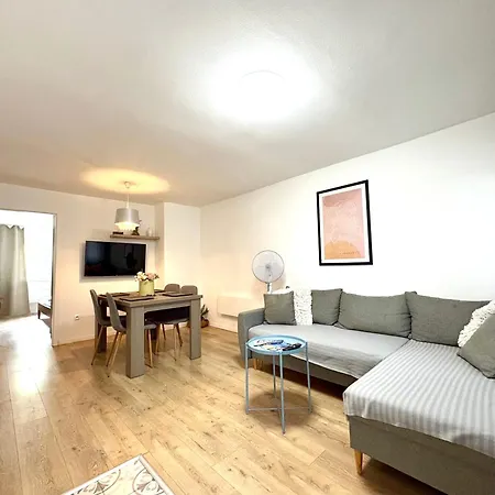 Apartamento Amira *