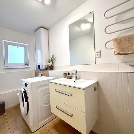 Amira Apartamento Komárno